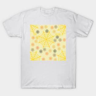 yellow black spider web halloween pattern background T-Shirt